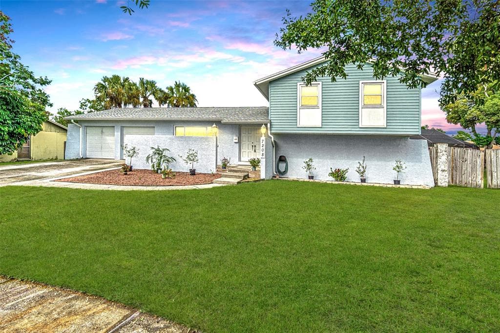 7208 CHESSWOOD COURT TAMPA, FL 33615