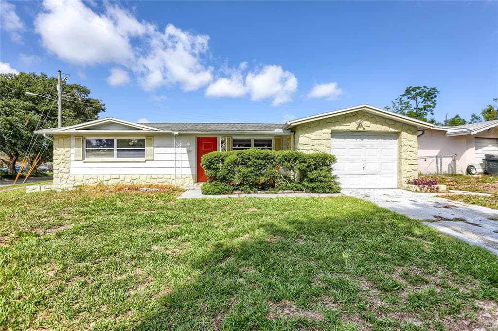 1619 DEBONAIR DRIVE HOLIDAY, FL 34690