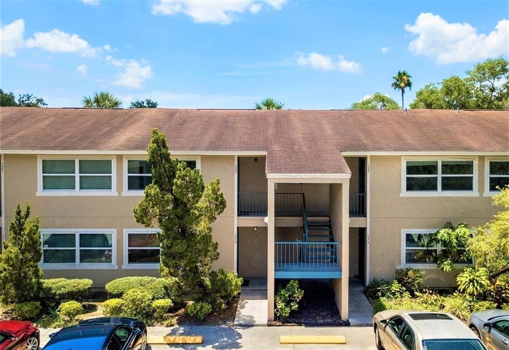 4810 S DAUPHIN AVENUE UNIT C24 TAMPA, FL 33611