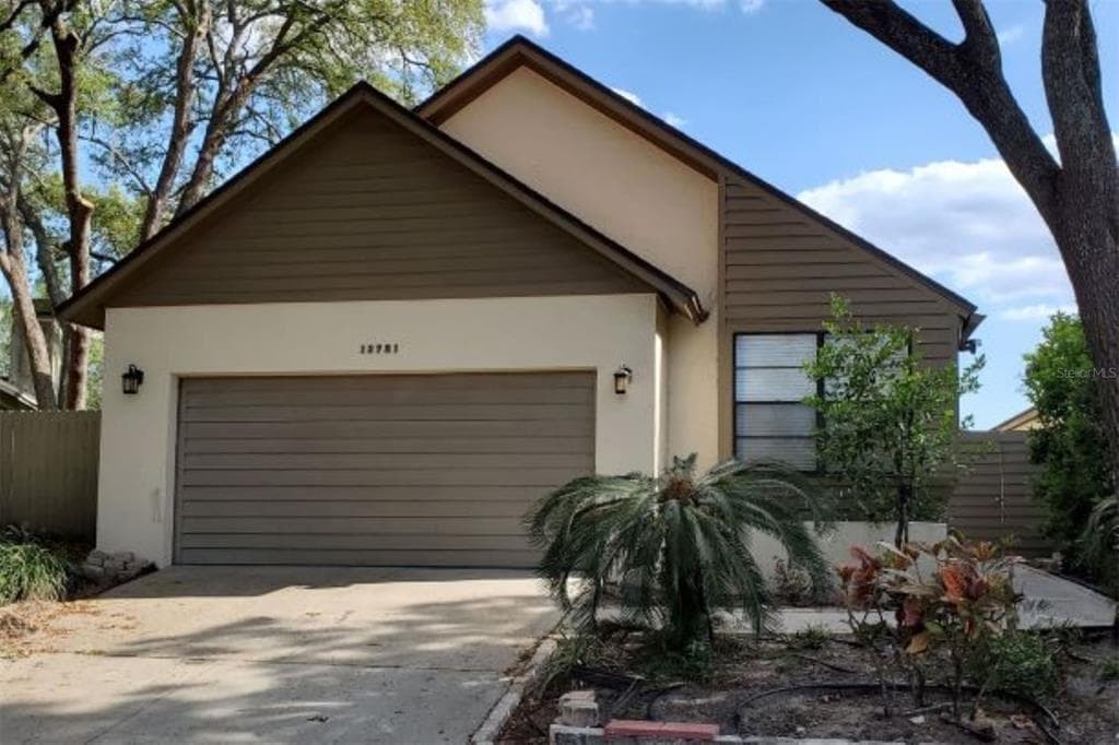 13721 LAZY OAK DRIVE UNIT 6A TAMPA, FL 33613