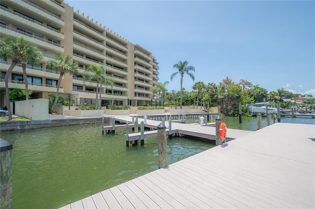 5701 MARINER STREET UNIT NO501 TAMPA, FL 33609