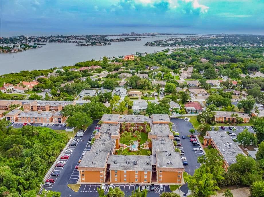 12760 INDIAN ROCKS ROAD UNIT 553 LARGO, FL 33774