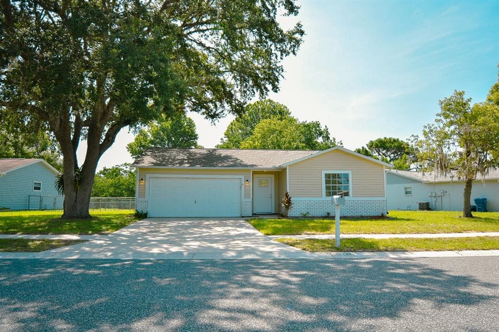 13014 WOODWARD DRIVE HUDSON, FL 34667