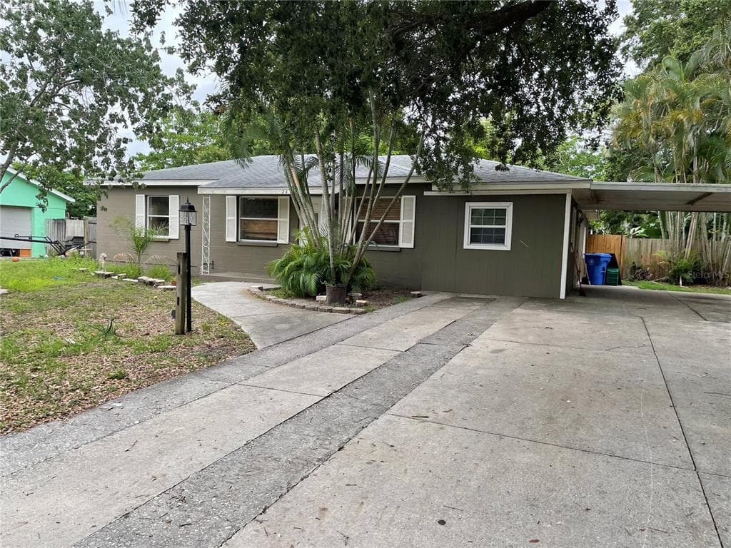 2411 22ND AVENUE W BRADENTON, FL 34205