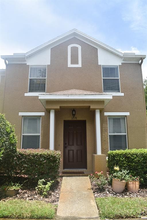 1226 BARONSCOURT DRIVE WESLEY CHAPEL, FL 33543