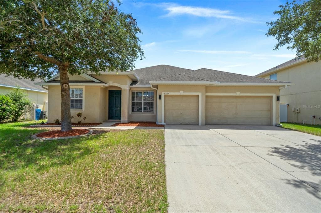 4557 LARKENHEATH DRIVE SPRING HILL, FL 34609