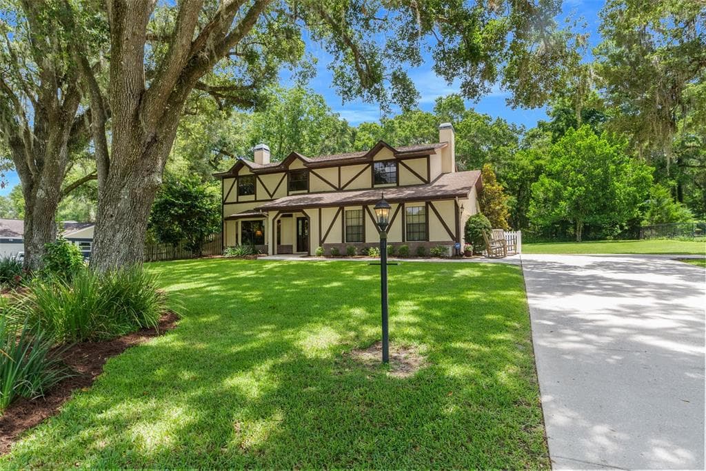 9314 WALLIEN DRIVE BROOKSVILLE, FL 34601