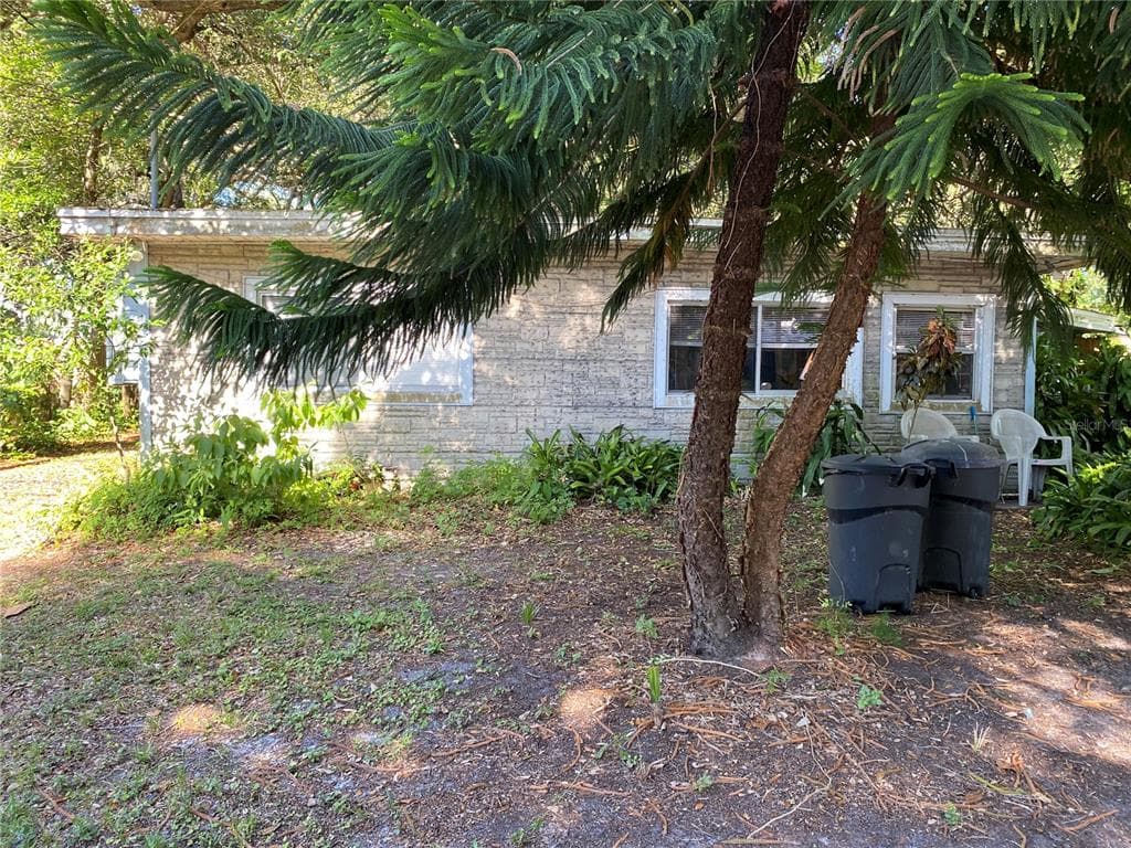 1983 OAK STREET CLEARWATER, FL 33760