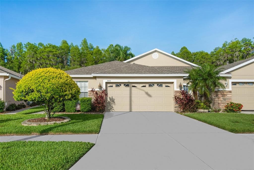 2924 TANGLEWYLDE DRIVE LAND O LAKES, FL 34638
