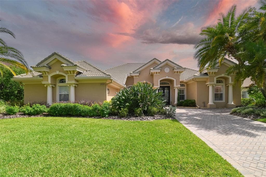 11818 SHIRE WYCLIFFE COURT TAMPA, FL 33626