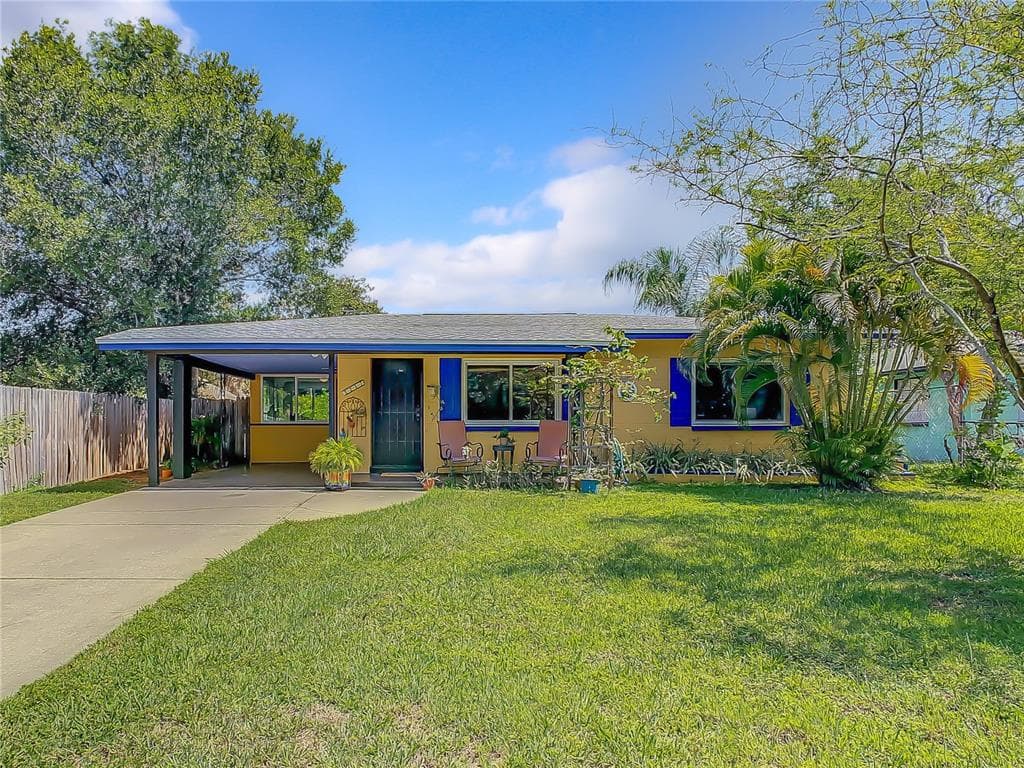 5217 13TH AVENUE S GULFPORT, FL 33707