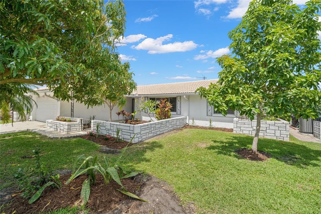 5003 FORECASTLE DRIVE NEW PORT RICHEY, FL 34652