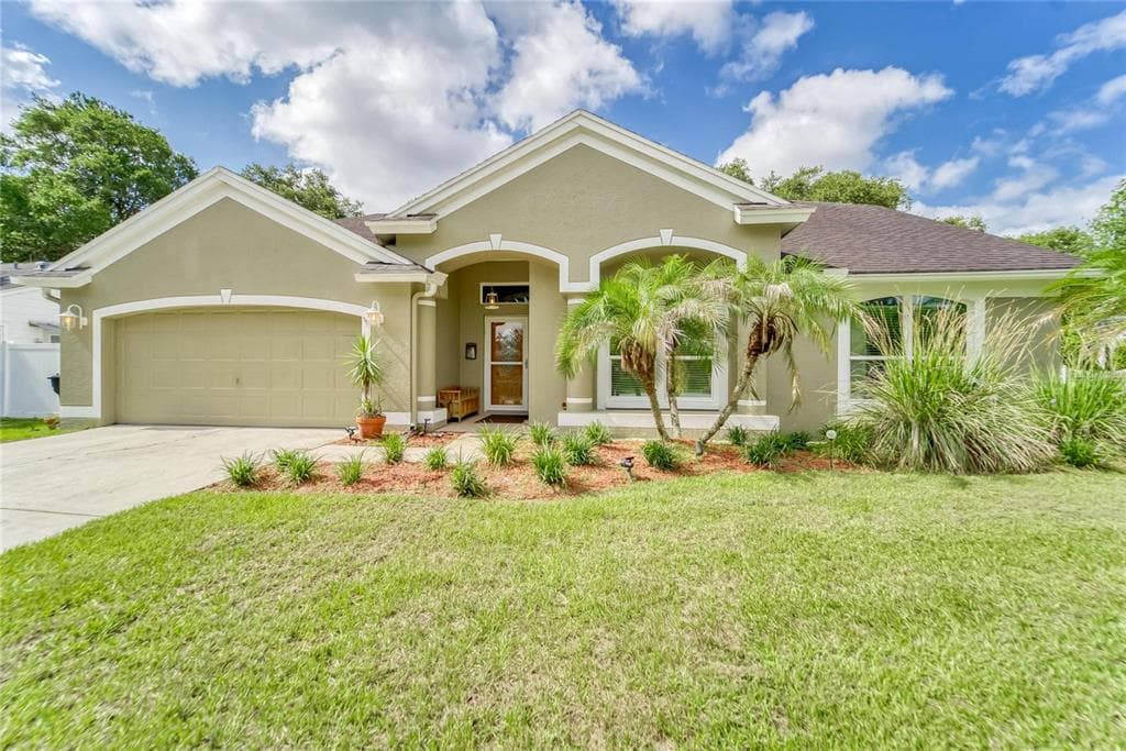 1415 MONTE LAKE DRIVE