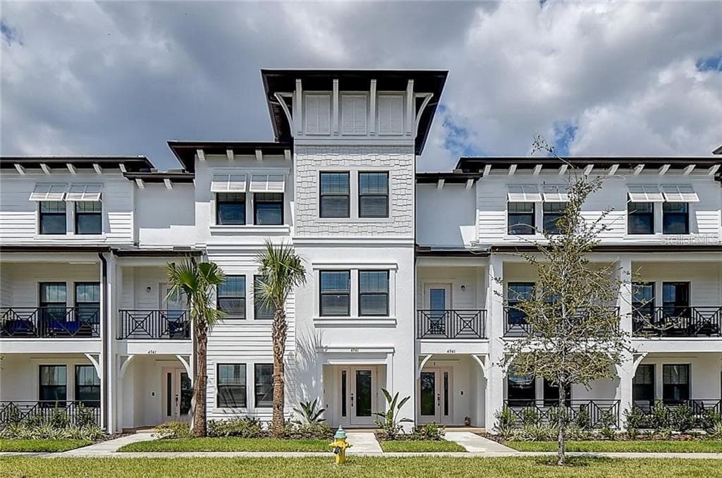 4941 W PRICE AVENUE UNIT 4 TAMPA, FL 33611