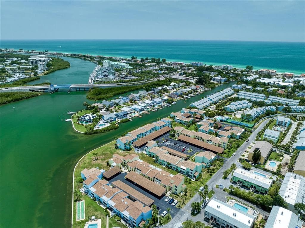 1 WINDRUSH BOULEVARD UNIT 45 INDIAN ROCKS BEACH, FL 33785