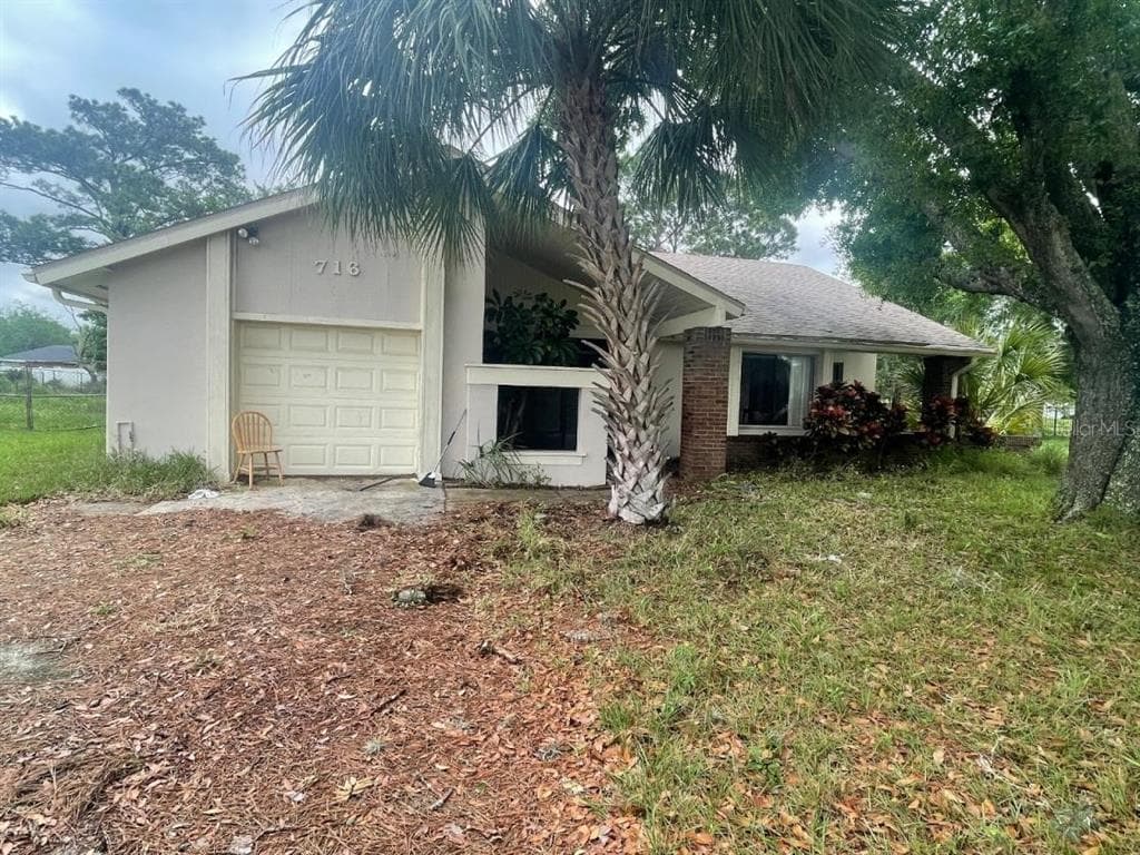 716 BRASSIE LANE POINCIANA, FL 34759