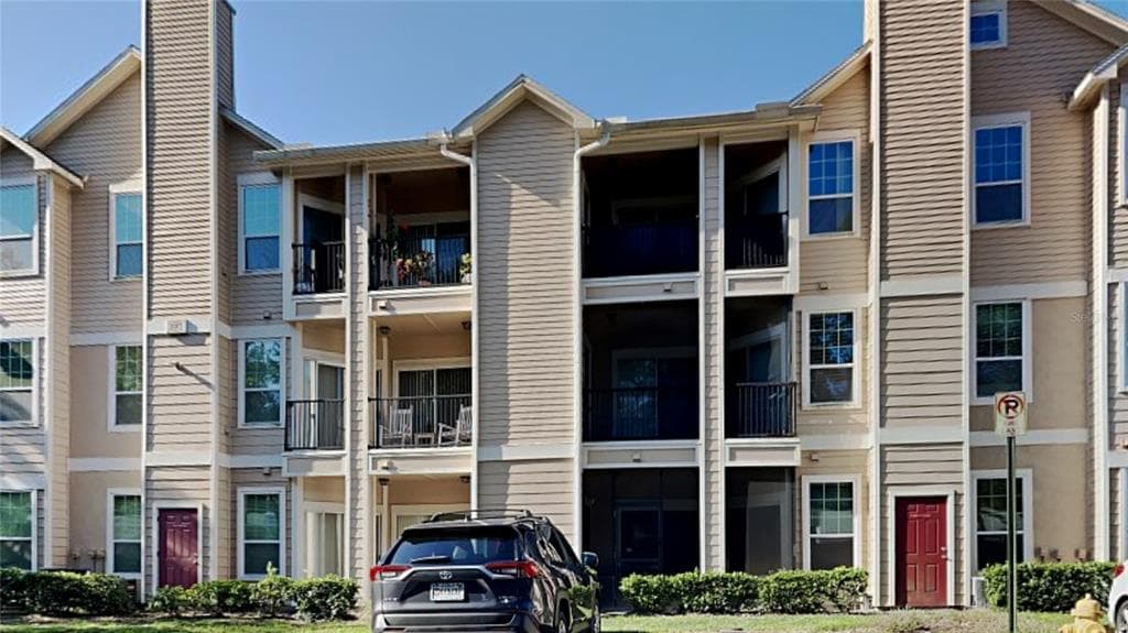 2015 ERVING CIRCLE UNIT 206 OCOEE, FL 34761