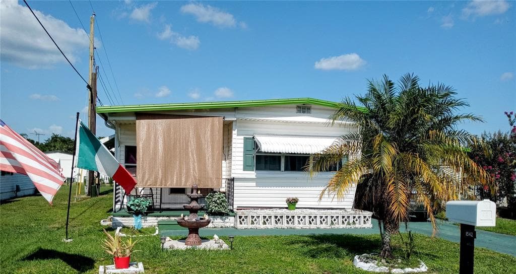 1542 DOGWOOD DRIVE LAKELAND, FL 33801