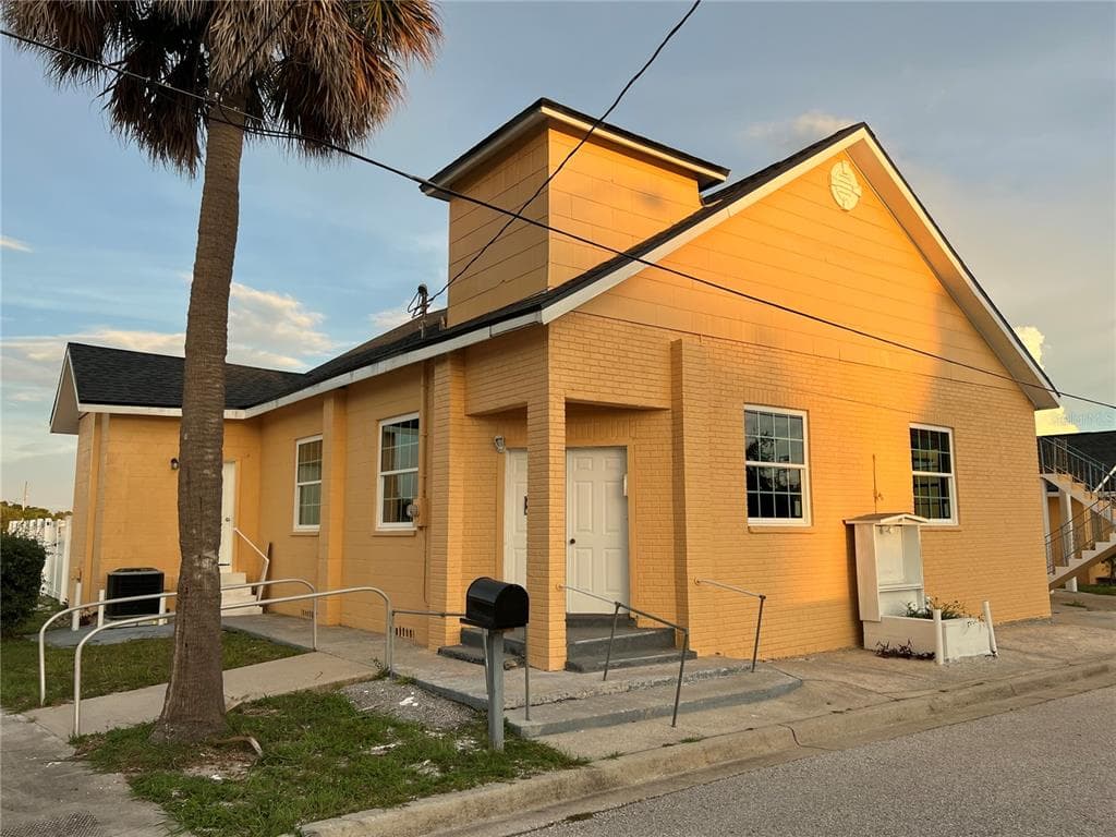 409 S MADISON AVENUE CLEARWATER, FL 33756