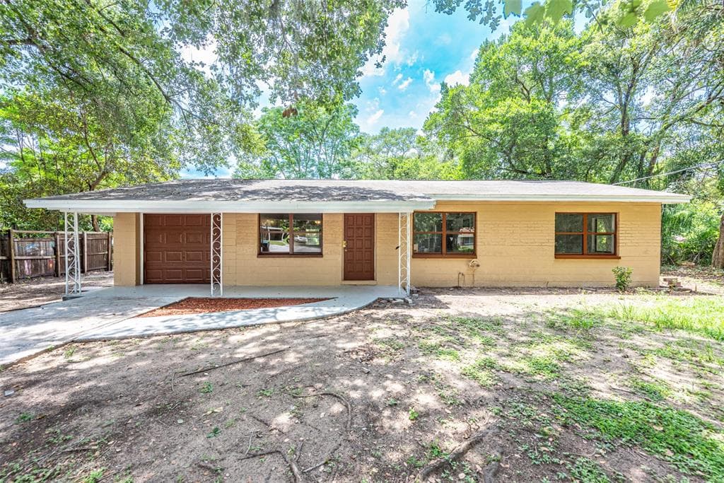 602 CLAY COURT BRANDON, FL 33510