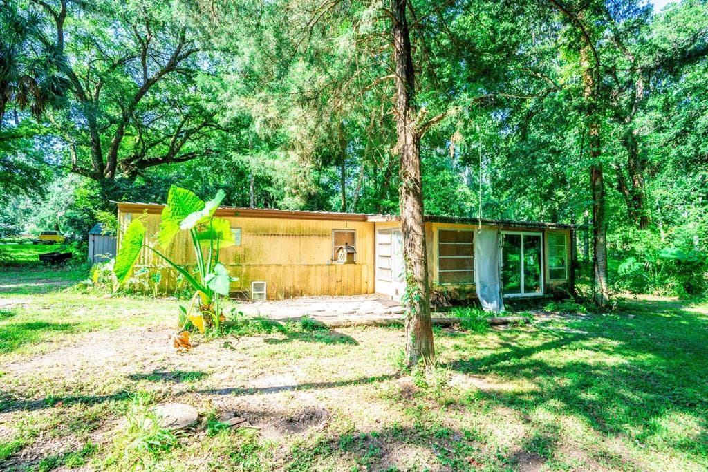 24489 HOLDEN DRIVE BROOKSVILLE, FL 34601