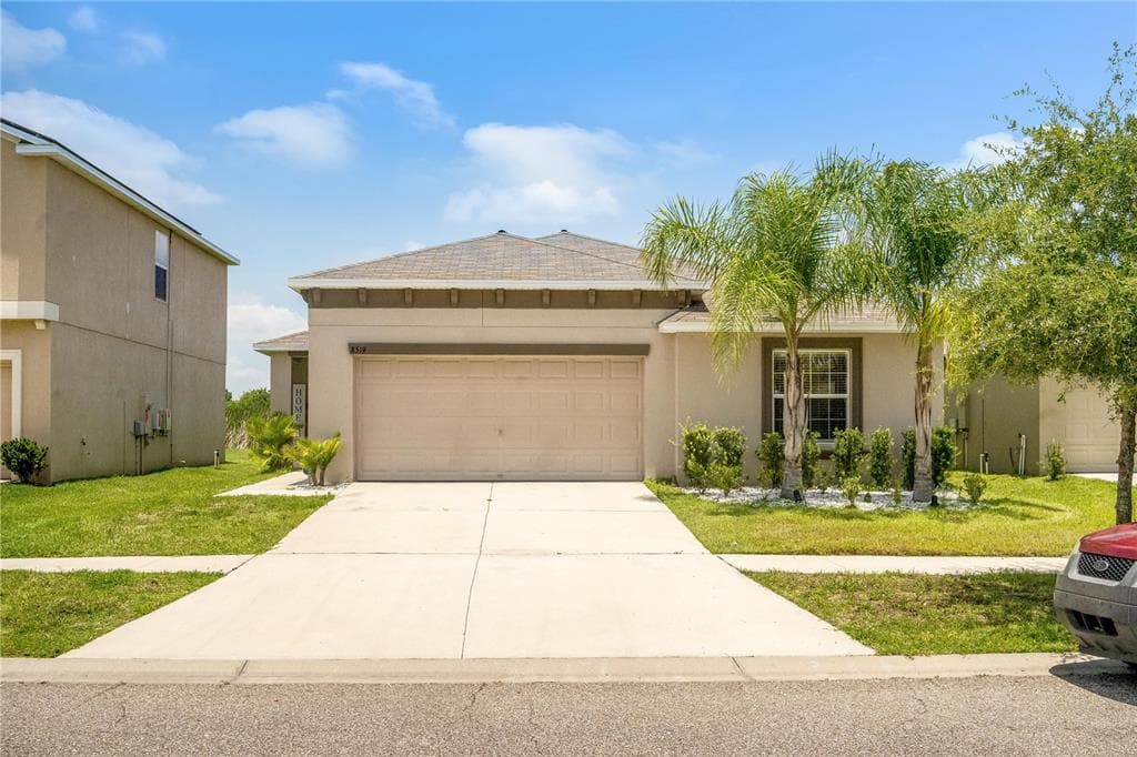 8519 HUNTERS FORK LOOP RUSKIN, FL 33573