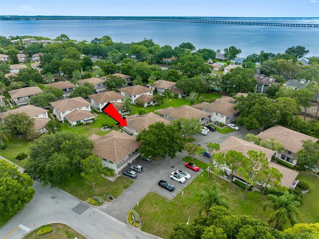 1863 BOUGH AVENUE UNIT B CLEARWATER, FL 33760