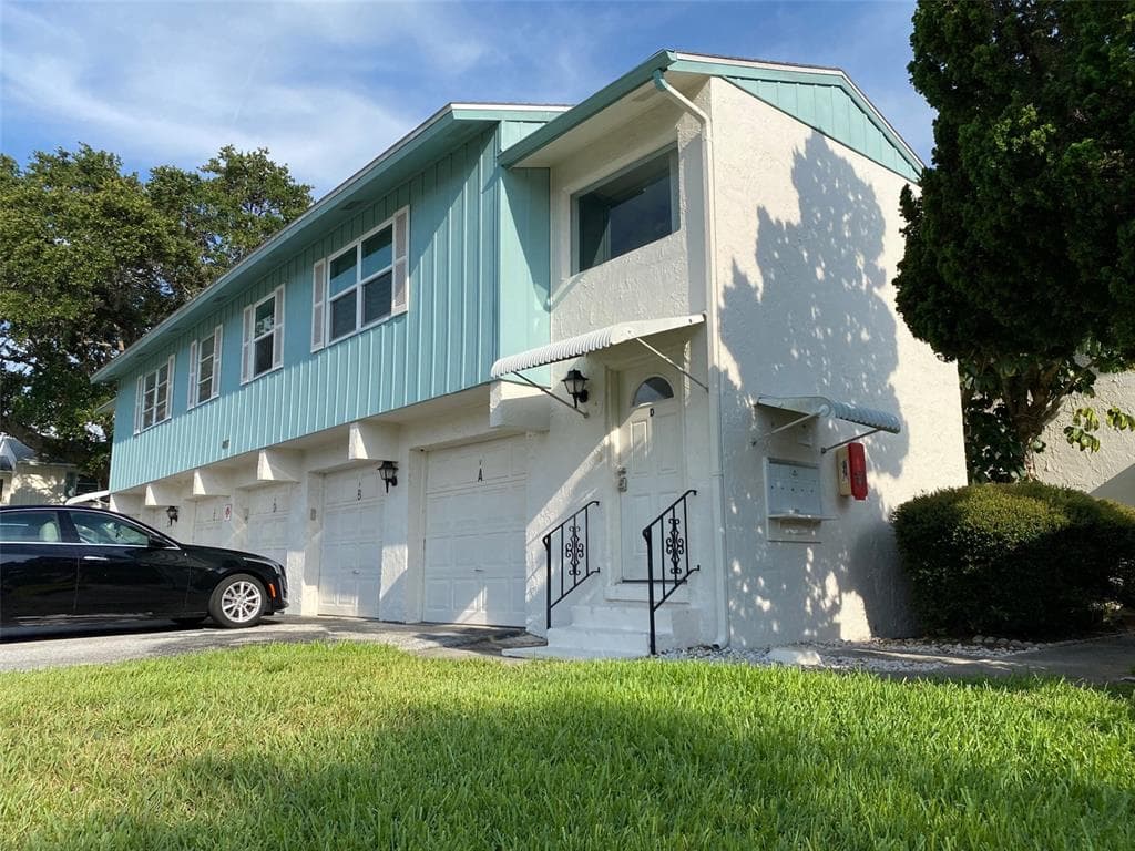 3267 39TH STREET S UNIT D ST PETERSBURG, FL 33711