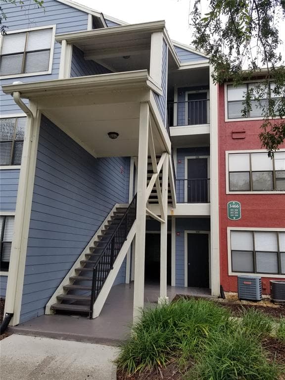 3466 SAINT BART LANE UNIT 104 TAMPA, FL 33614