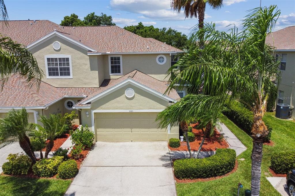 11185 KAPOK GRAND CIR MADEIRA BEACH, FL 33708