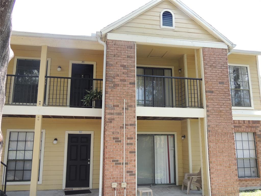 8653 FANCY FINCH DRIVE UNIT 203 TAMPA, FL 33614