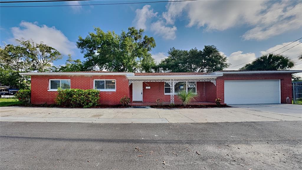 1720 21ST STREET S ST PETERSBURG, FL 33712