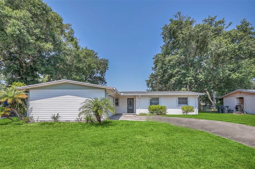 548 GARDENIA CIRCLE TITUSVILLE, FL 32796