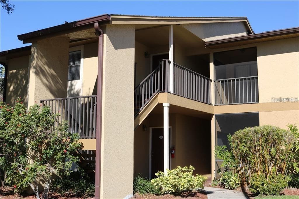 10195 SAILWINDS BOULEVARD N UNIT 202 LARGO, FL 33773