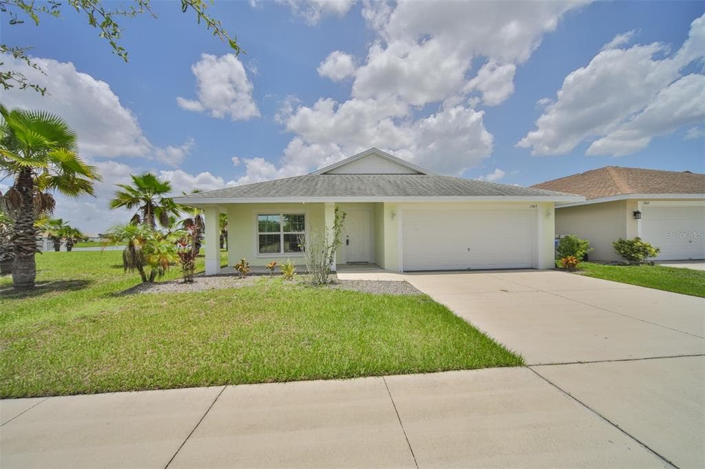 1565 BLOSSOM BAYOU CIRCLE RUSKIN, FL 33570