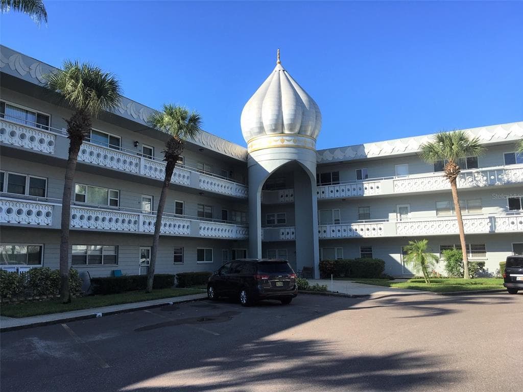 2341 HAITIAN DRIVE UNIT 33 CLEARWATER, FL 33763