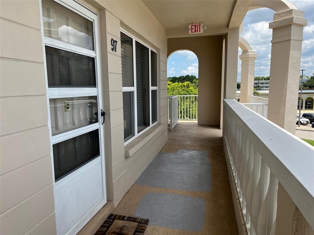 2284 PHILIPPINE DRIVE UNIT 97 CLEARWATER, FL 33763