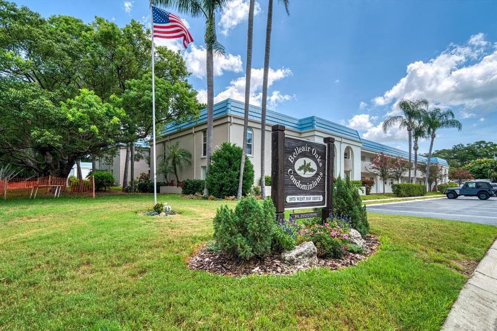1975 W BAY DRIVE UNIT 514 LARGO, FL 33770