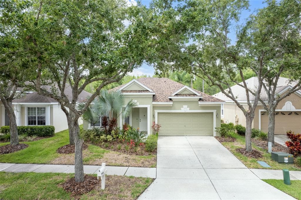 9323 HUNTERS PARK WAY TAMPA, FL 33647