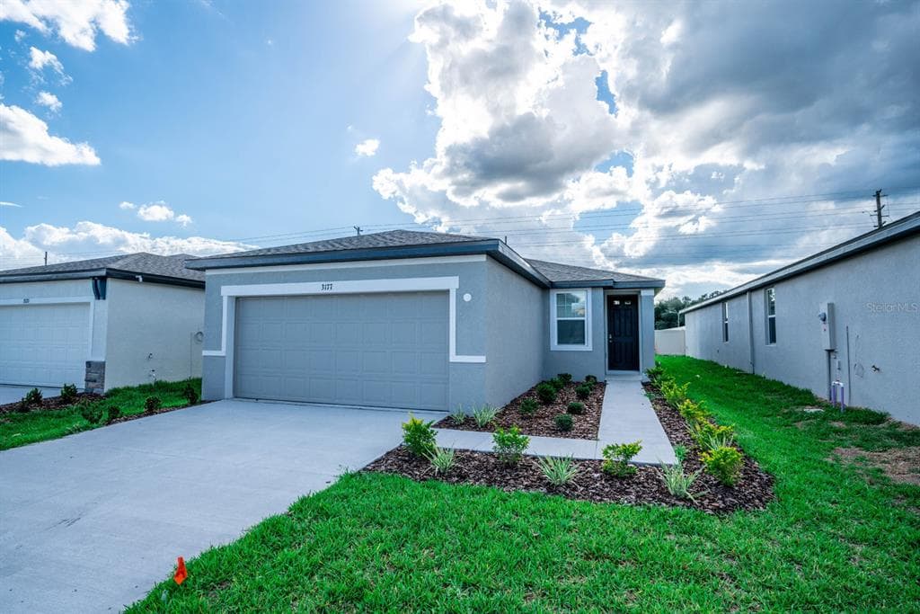 3177 FRESNO PLACE WESLEY CHAPEL, FL 33543