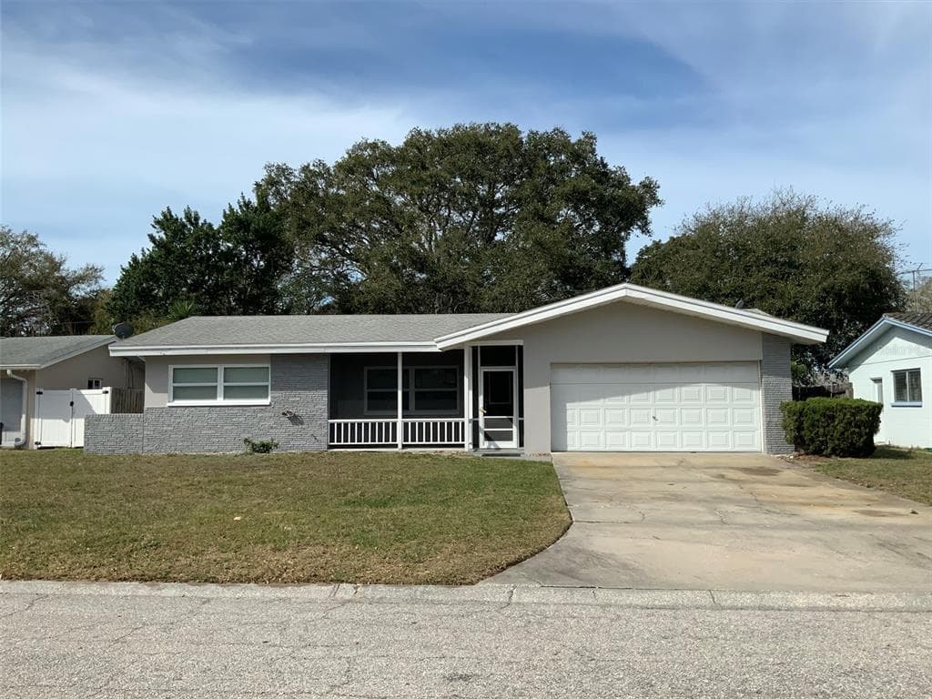 10126 BAHAMA COURT SEMINOLE, FL 33776