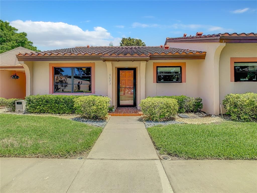 9673 86TH AVENUE SEMINOLE, FL 33777