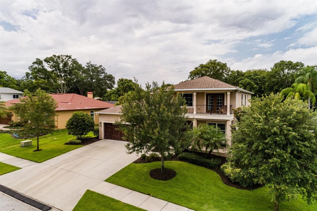 1947 DUNLOE CIRCLE DUNEDIN, FL 34698