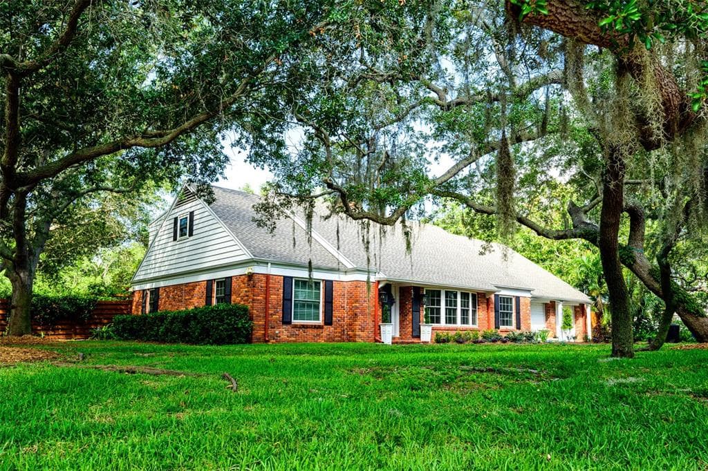 1610 SERPENTINE DRIVE S ST PETERSBURG, FL 33712