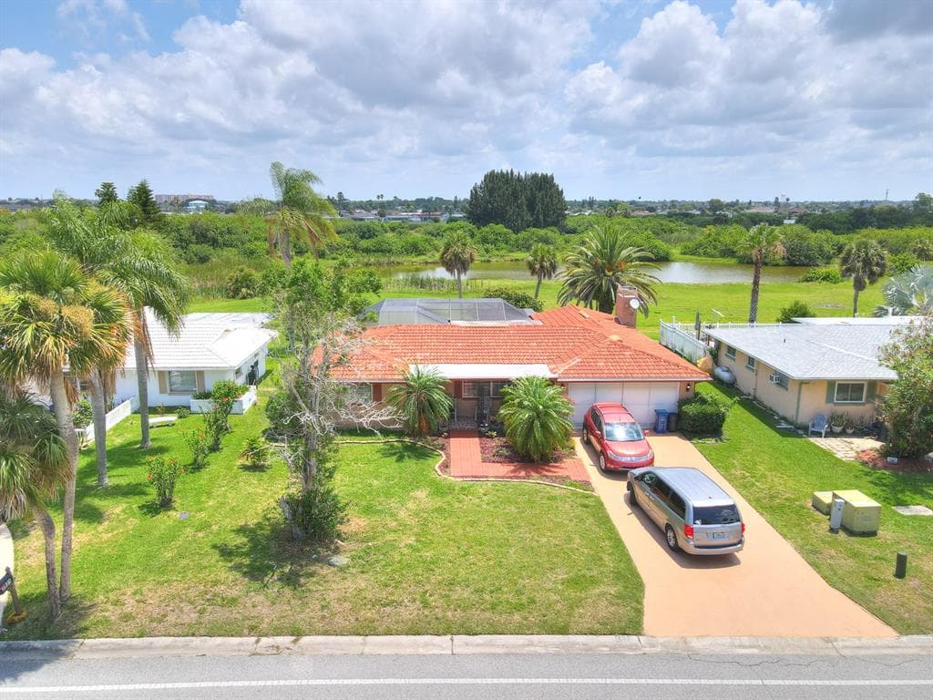 3837 TOPSAIL TRAIL NEW PORT RICHEY, FL 34652