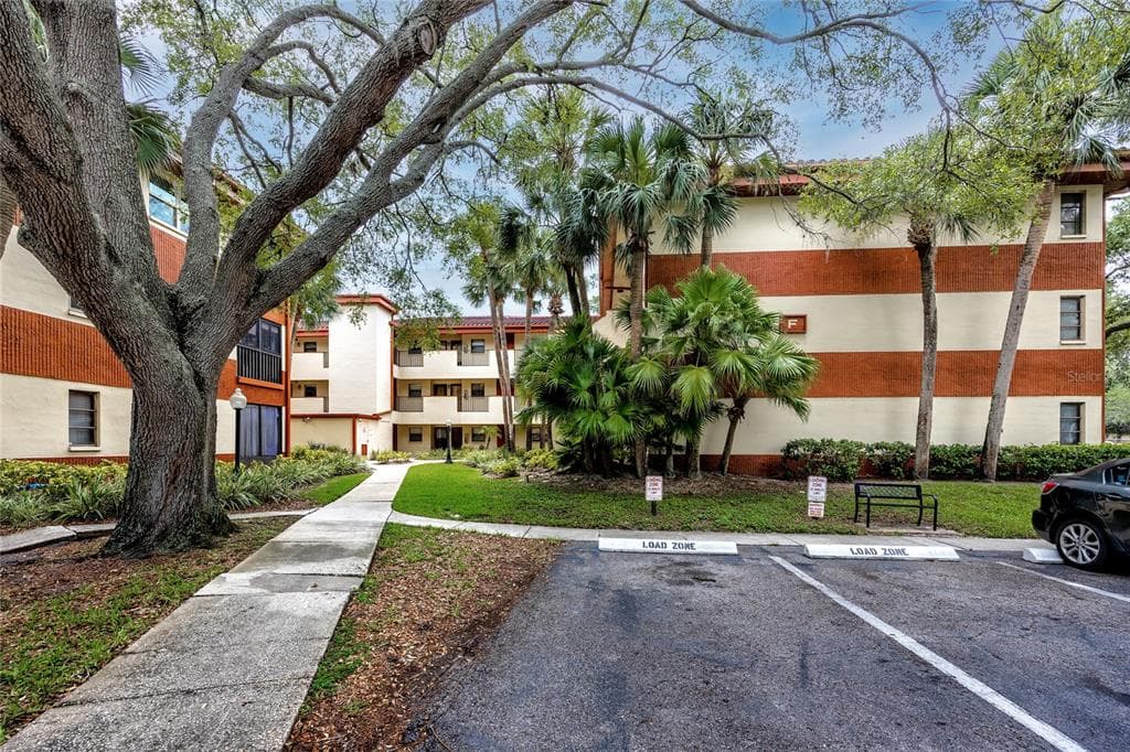 2650 COUNTRYSIDE BOULEVARD UNIT F205 CLEARWATER, FL 33761