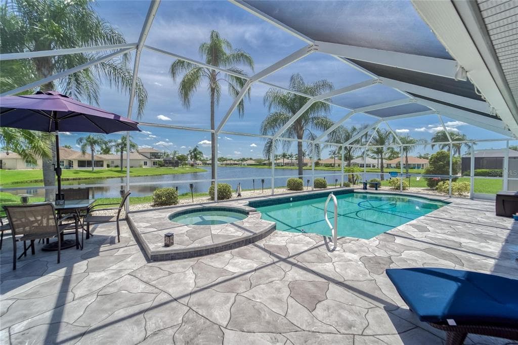 2335 EMERALD LAKE DRIVE SUN CITY CENTER, FL 33573