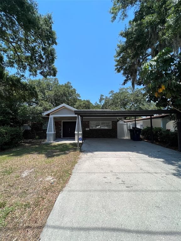 2303 S MANHATTAN AVENUE TAMPA, FL 33629