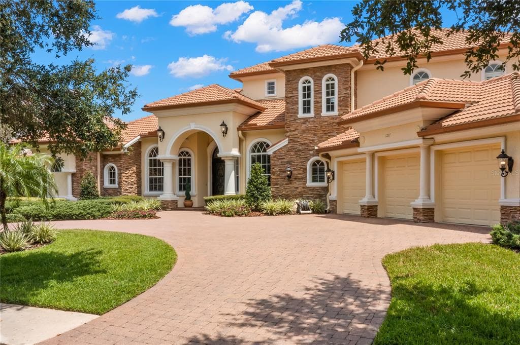 1217 PLAYMOOR DRIVE PALM HARBOR, FL 34683