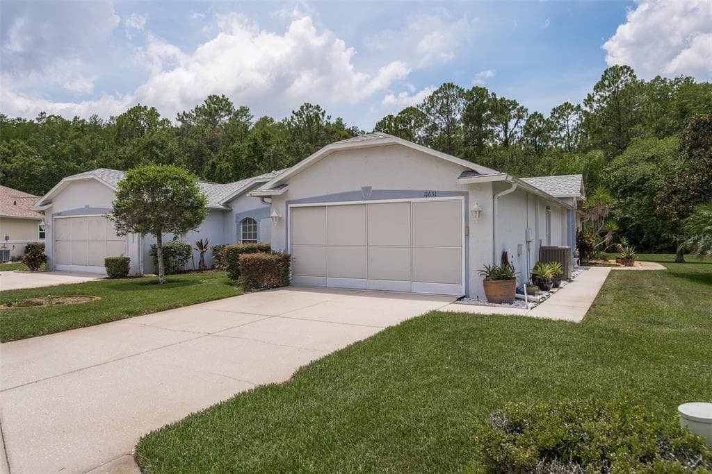 11631 FOXWORTH LANE NEW PORT RICHEY, FL 34654